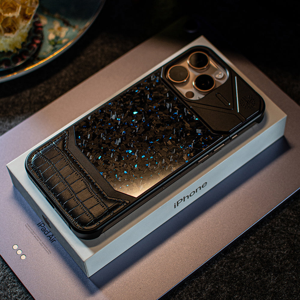 Armor King MagSafe Forged Carbon Fiber + Leather + Aluminum Heat Dissipation Aromatherapy Protective Cover Case