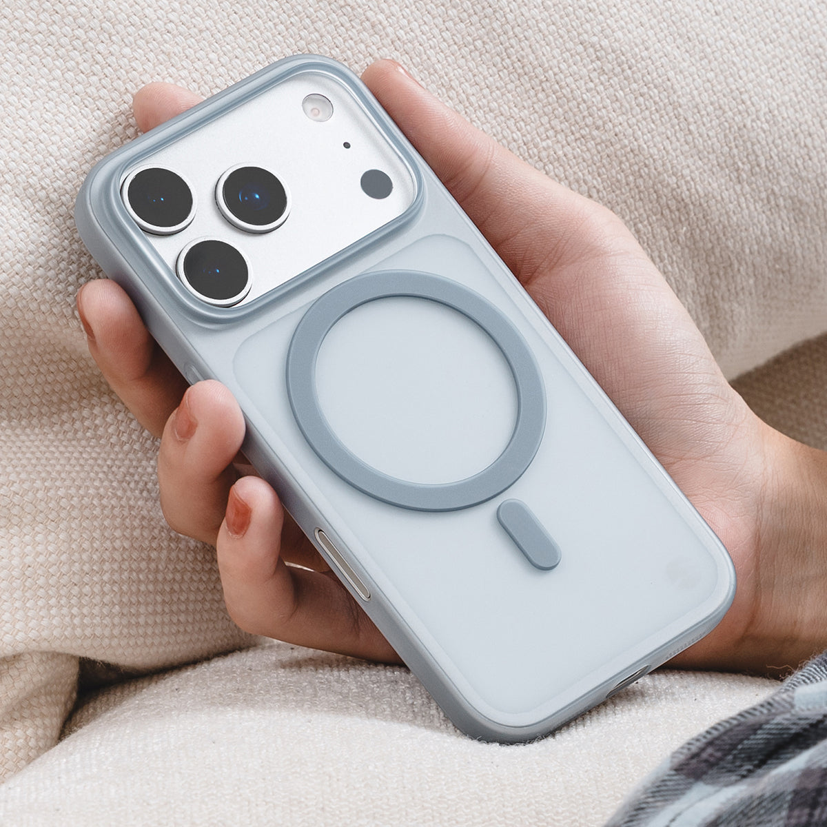 SwitchEasy 0.35 Ultra Slim Lightweight Matte Coating Anti-Scratch Soft Case Cover