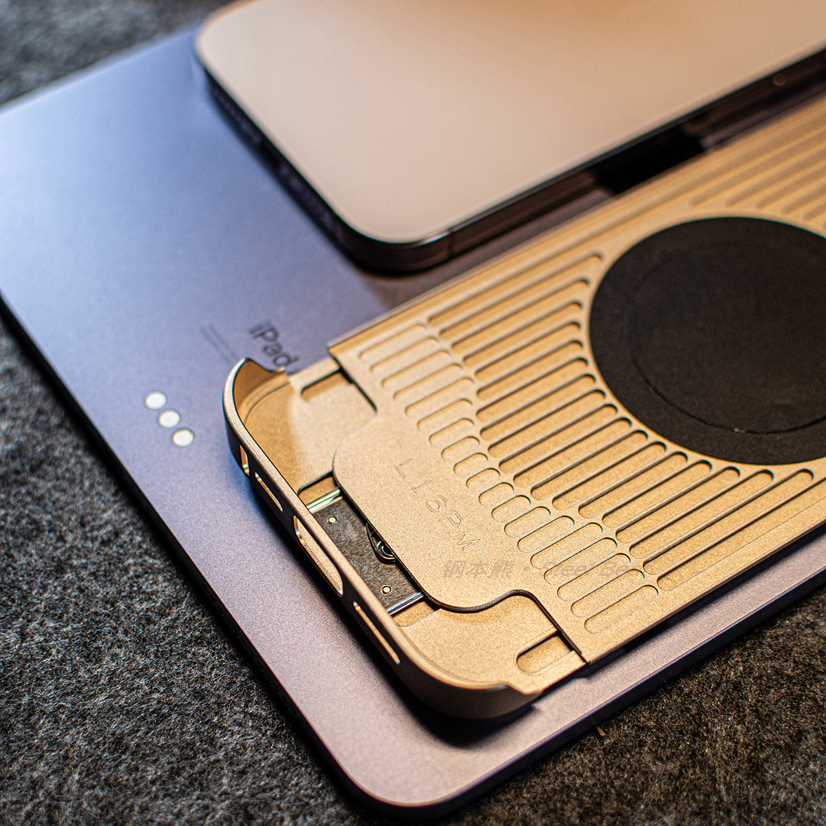 Armor King Bezel-less MagSafe Pivot Ring Stand Metal Alloy + Leather Telescopic Case Cover