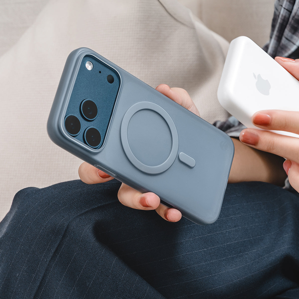 SwitchEasy 0.35 Ultra Slim Lightweight Matte Coating Anti-Scratch Soft Case Cover