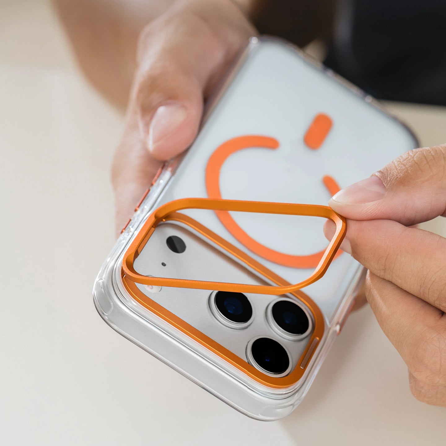 SwitchEasy LenStand M MagSafe Shockproof Stand Guard Protective Case Cover