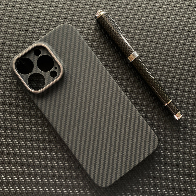 Oatsbasf Luxury Pure Carbon Fiber Case for Apple iPhone 15 series