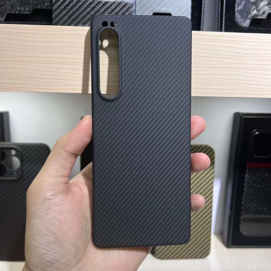 Oatsbasf Luxury Pure Carbon Fiber Case for SONY Smartphones