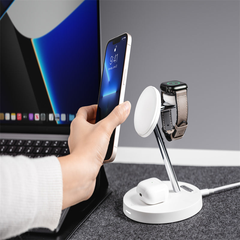 SwitchEasy MagPower 4-in-1 Magnetic Wireless Charging Stand