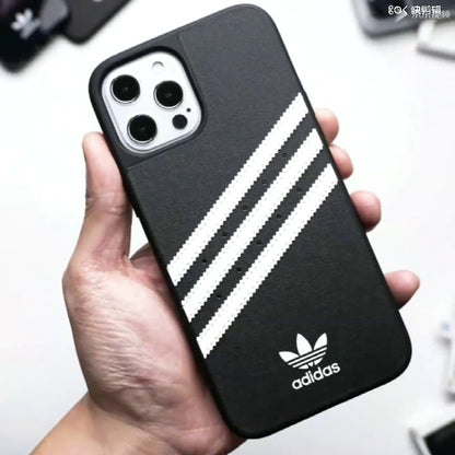 adidas Originals Samba FW18 SMU Snap Moulded Case Cover